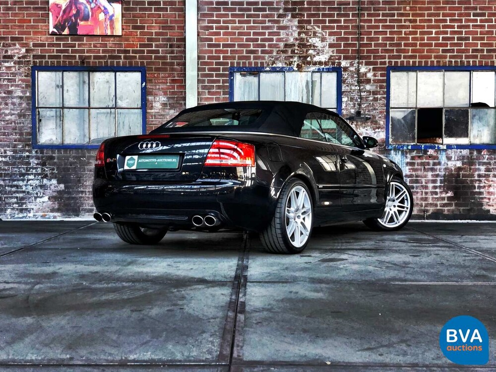 Audi A4 Cabriolet 2.4 V6 170 PS 2002, 14-TJ-FH.