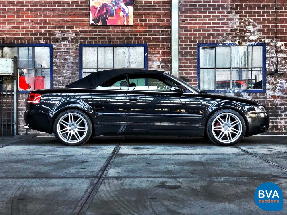 Audi A4 Cabriolet 2.4 V6 170 PS 2002, 14-TJ-FH.