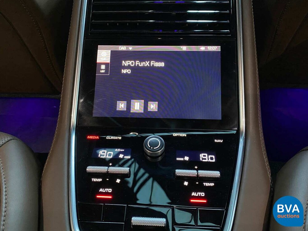 Porsche Panamera 4 E-Hybrid 2.9 V6 462 PS 2017, H-988-FH.