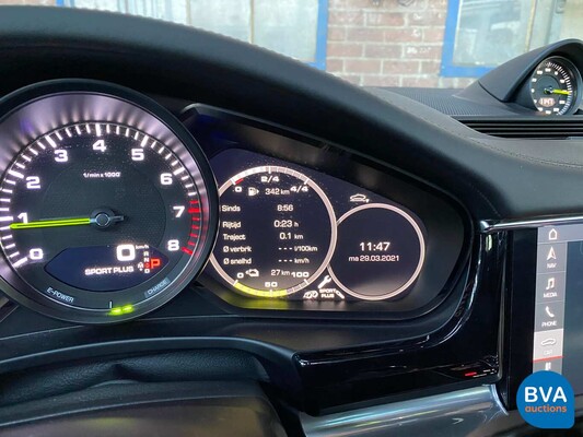 Porsche Panamera 4 E-Hybrid 2.9 V6 462 PS 2017, H-988-FH.