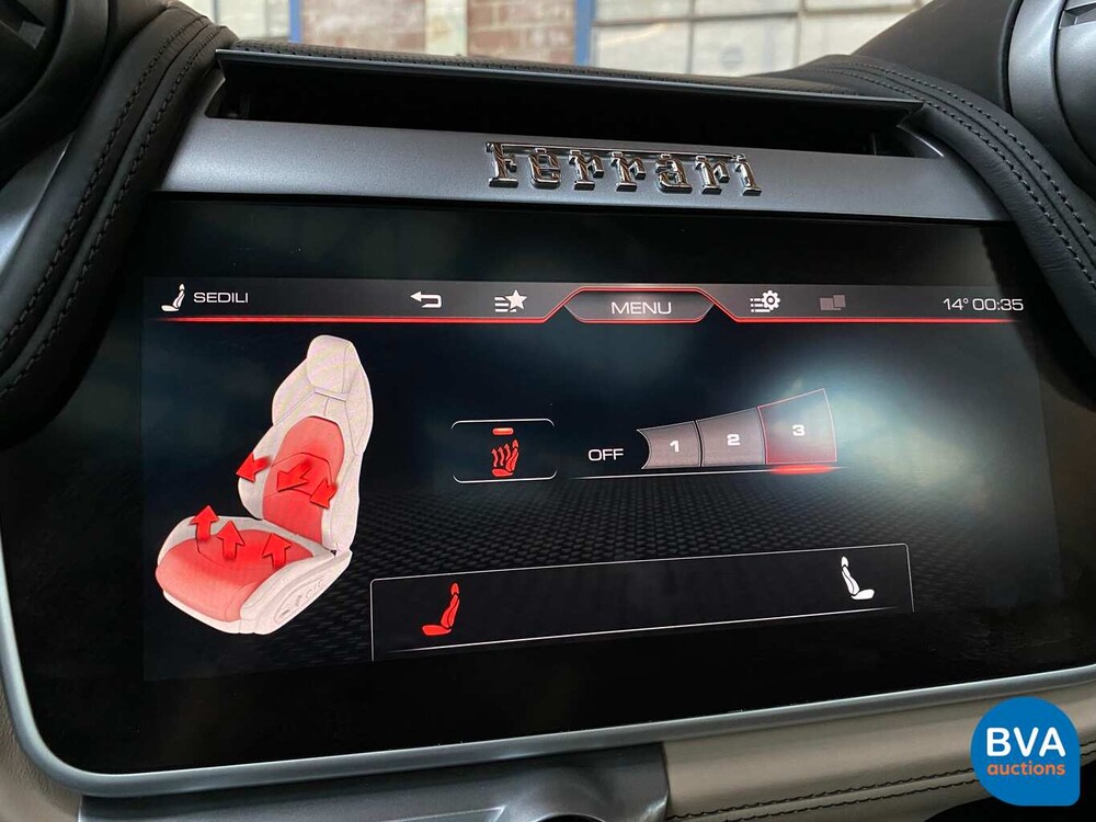 Ferrari GTC4 Lusso 689 PS 6.3 V12 GANZ DCT 2017.