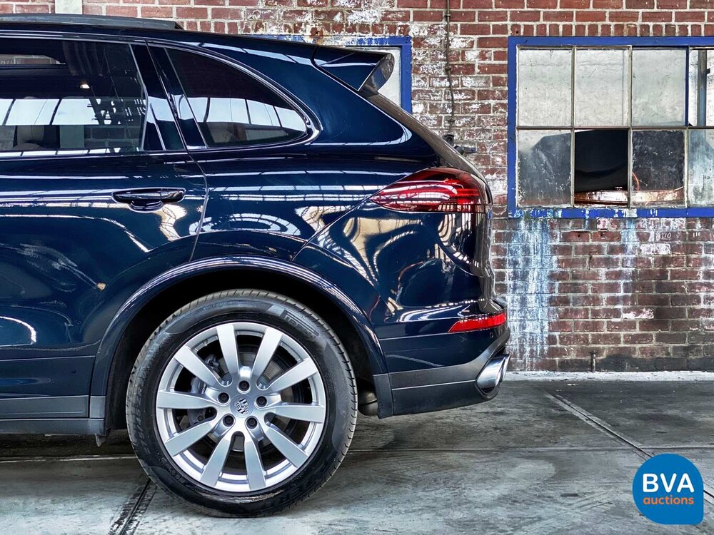 Porsche Cayenne S 3.0 D 261 PS MEIN 2016 FACELIFT - Org NL, GG-730-B.