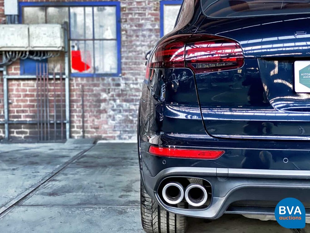 Porsche Cayenne S 3.0 D 261 PS MEIN 2016 FACELIFT - Org NL, GG-730-B.
