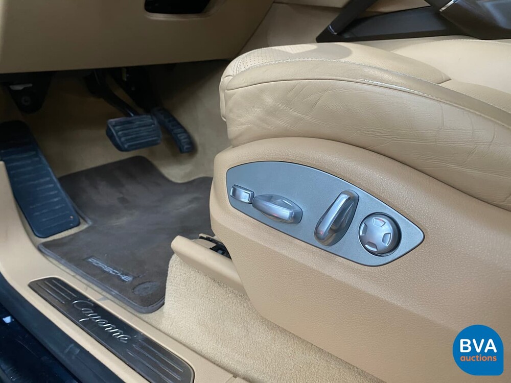 Porsche Cayenne S 3.0 D 261 PS MEIN 2016 FACELIFT - Org NL, GG-730-B.