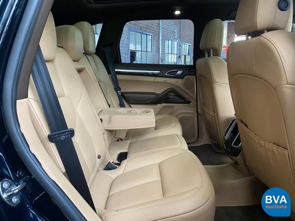 Porsche Cayenne S 3.0 D 261 PS MEIN 2016 FACELIFT - Org NL, GG-730-B.