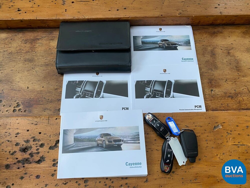 Porsche Cayenne S 3.0 D 261 PS MEIN 2016 FACELIFT - Org NL, GG-730-B.
