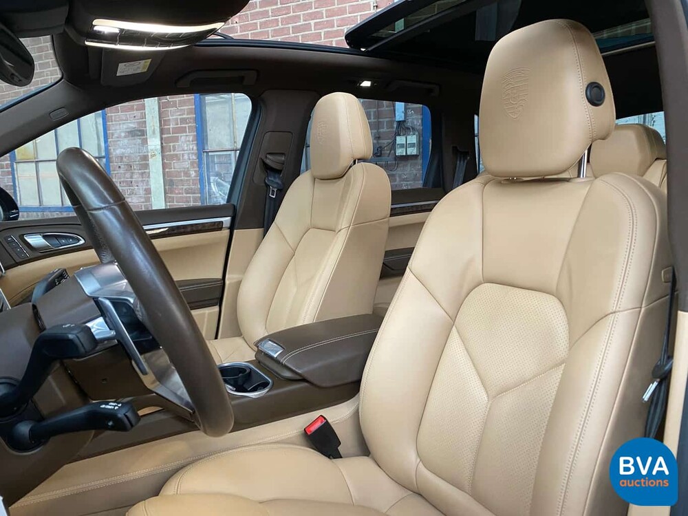 Porsche Cayenne S 3.0 D 261 PS MEIN 2016 FACELIFT - Org NL, GG-730-B.