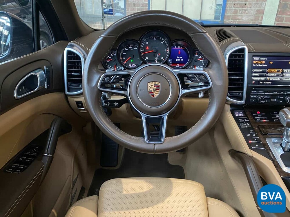 Porsche Cayenne S 3.0 D 261 PS MEIN 2016 FACELIFT - Org NL, GG-730-B.