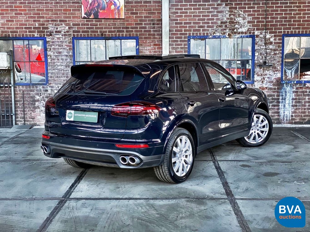 Porsche Cayenne S 3.0 D 261 PS MEIN 2016 FACELIFT - Org NL, GG-730-B.