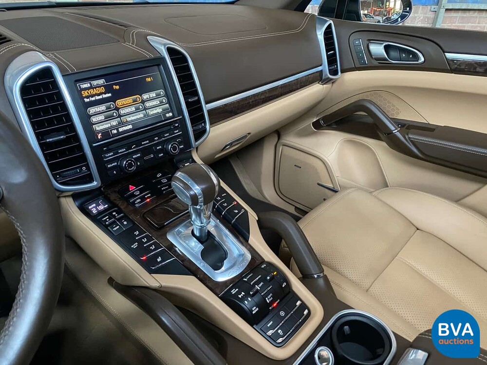 Porsche Cayenne S 3.0 D 261 PS MEIN 2016 FACELIFT - Org NL, GG-730-B.