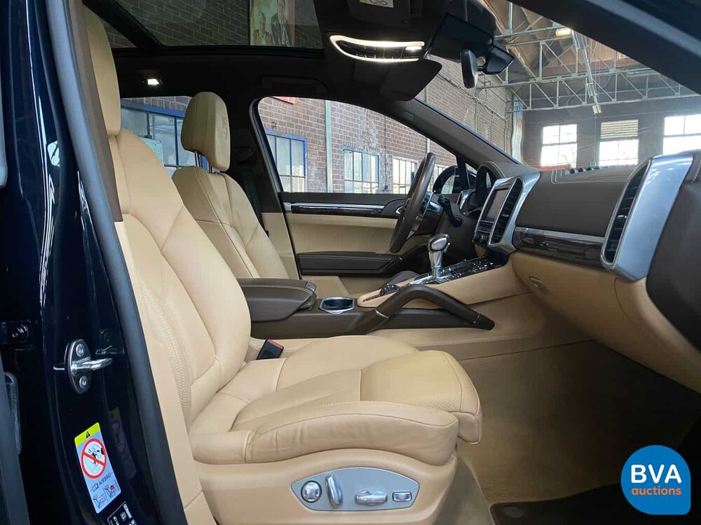 Porsche Cayenne S 3.0 D 261 PS MEIN 2016 FACELIFT - Org NL, GG-730-B.
