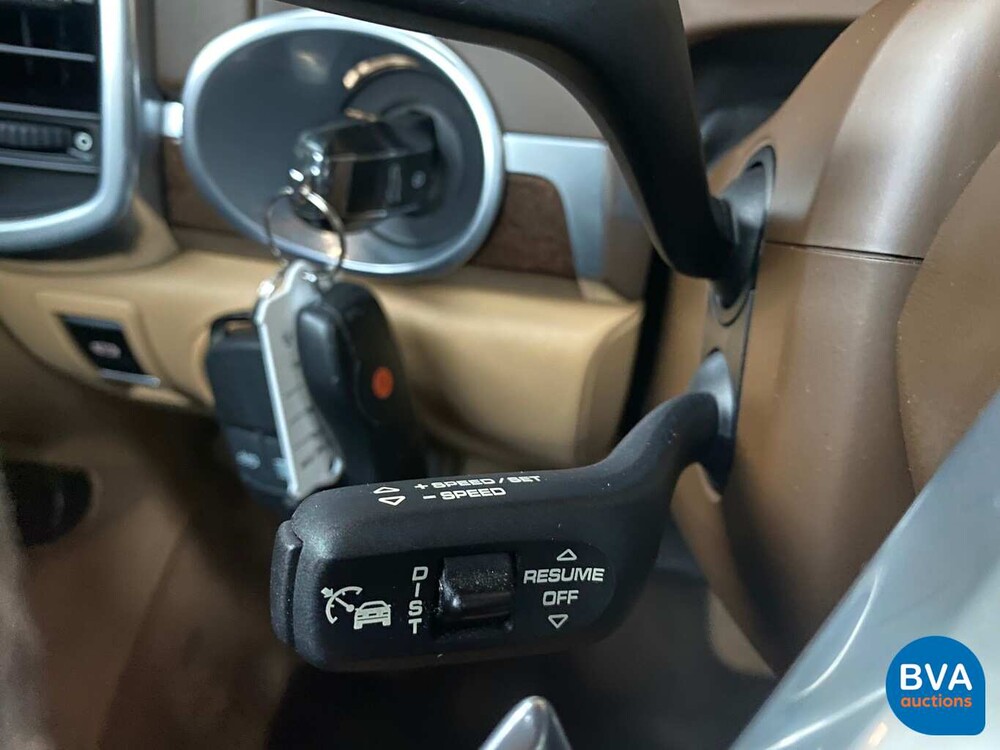 Porsche Cayenne S 3.0 D 261 PS MEIN 2016 FACELIFT - Org NL, GG-730-B.