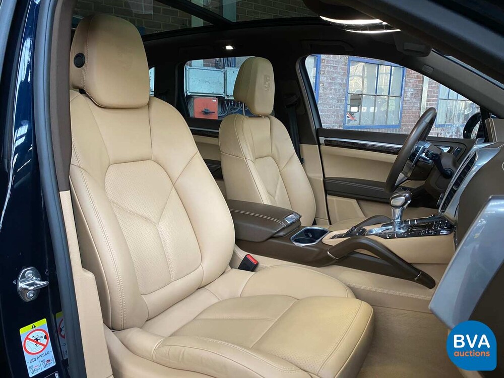 Porsche Cayenne S 3.0 D 261 PS MEIN 2016 FACELIFT - Org NL, GG-730-B.