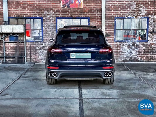 Porsche Cayenne S 3.0 D 261HP MY 2016 FACELIFT - Org NL, GG-730-B.