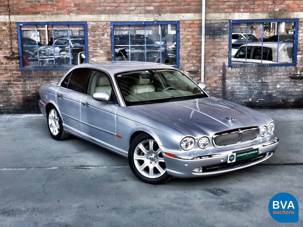 Jaguar XJ8 4.2 V8 300 PS 2003 -Youngtimer-.