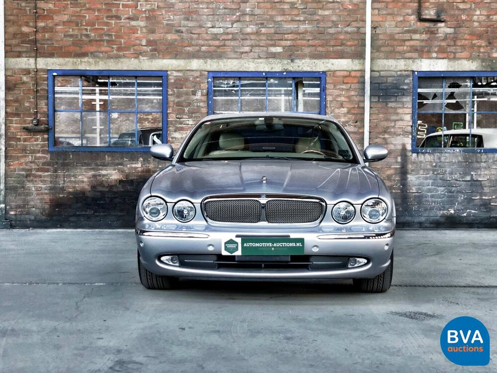 Jaguar XJ8 4.2 V8 300 PS 2003 -Youngtimer-.