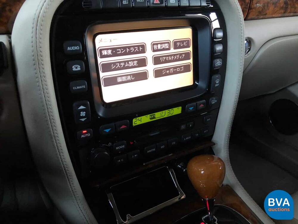 Jaguar XJ8 4.2 V8 300 PS 2003 -Youngtimer-.