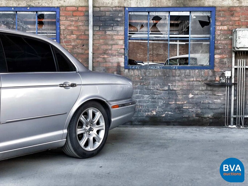 Jaguar XJ8 4.2 V8 300 PS 2003 -Youngtimer-.
