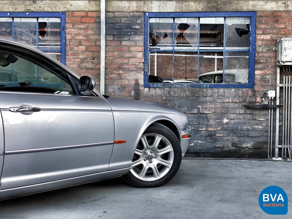 Jaguar XJ8 4.2 V8 300 PS 2003 -Youngtimer-.