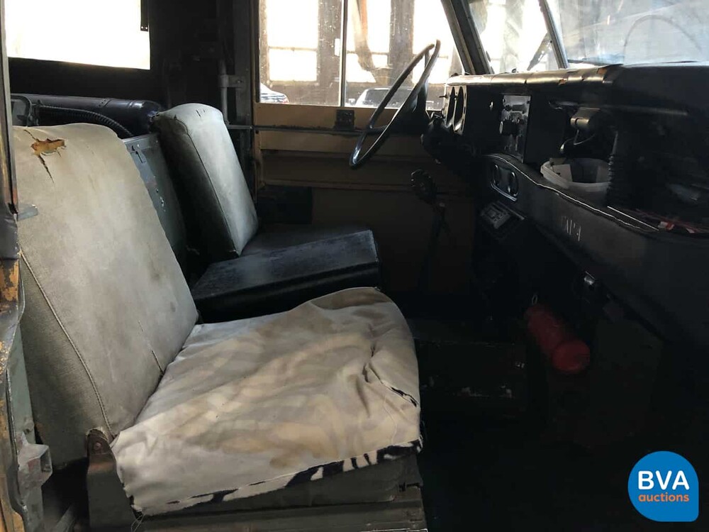 Land Rover 88 Serie III LHD Defender 1974.