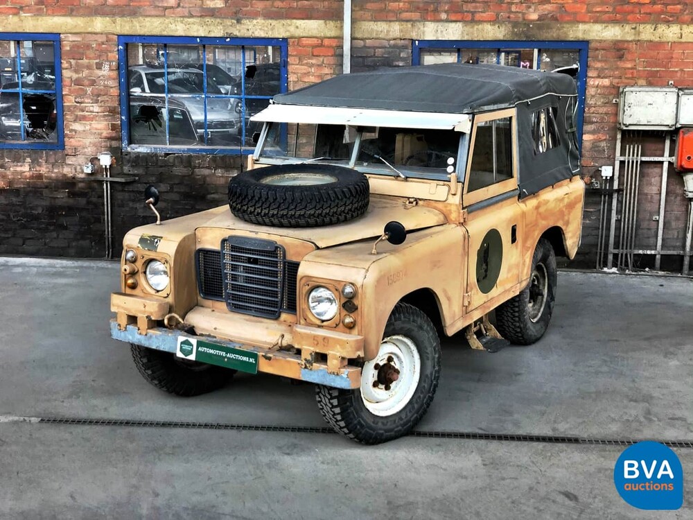 Land Rover 88 Serie III LHD Defender 1974.