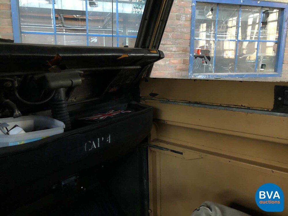 Land Rover 88 Serie III LHD Defender 1974.