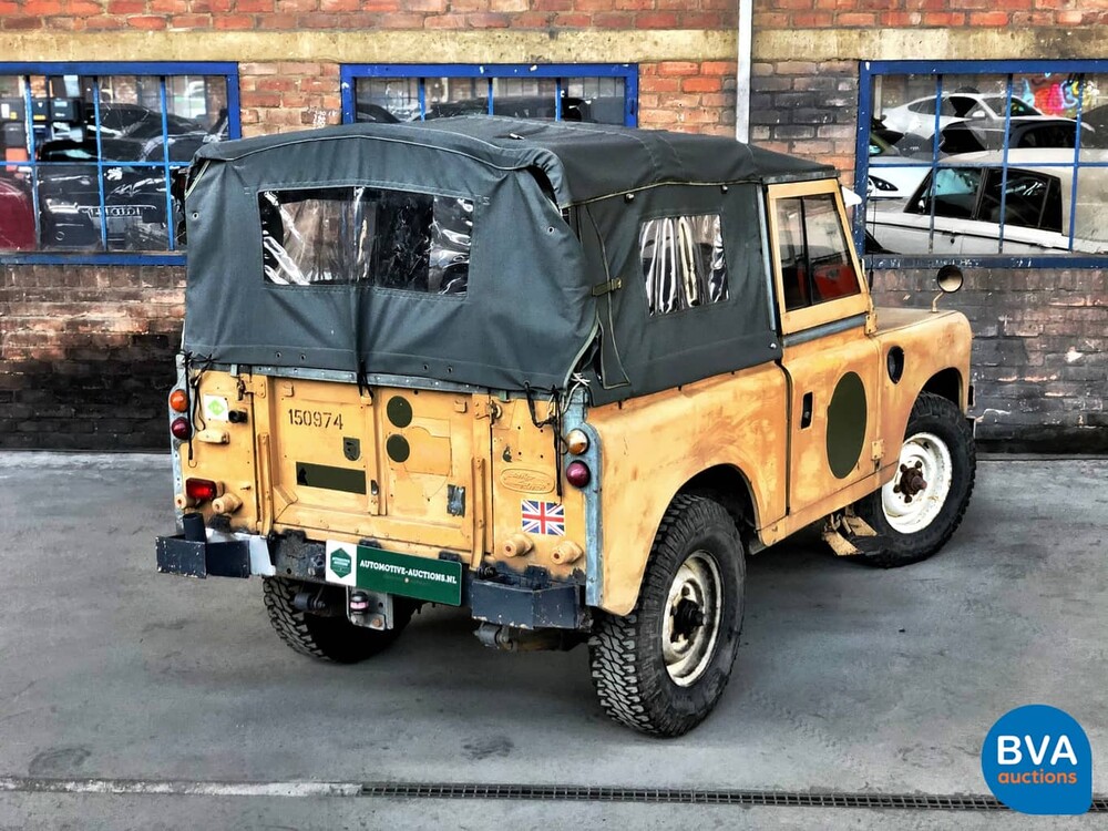 Land Rover 88 Serie III LHD Defender 1974.