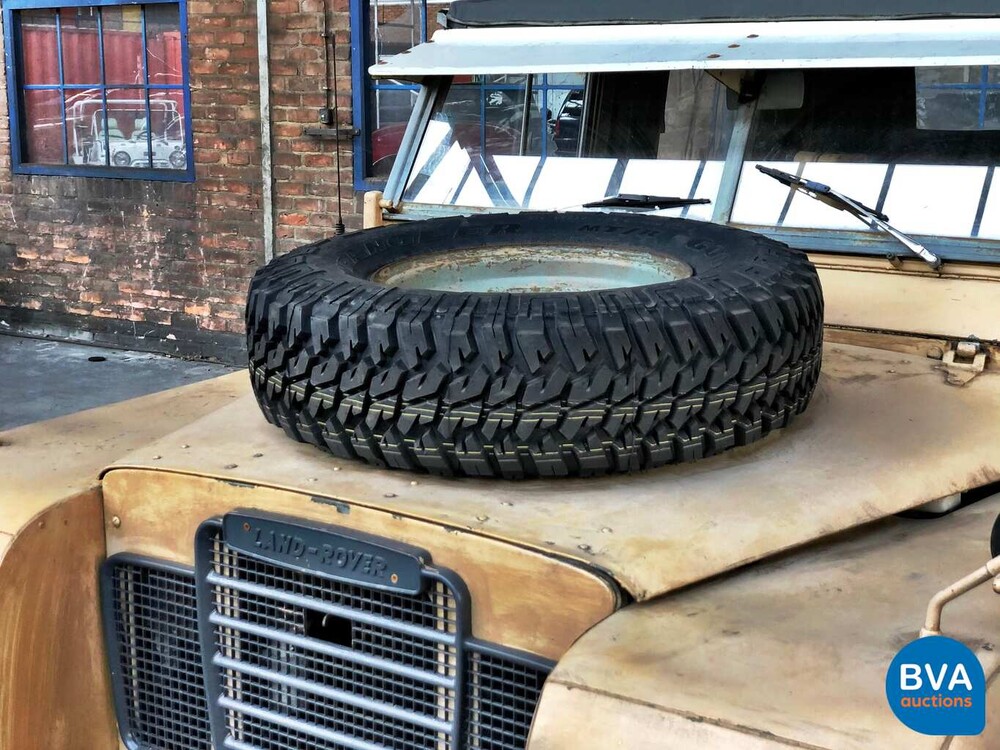 Land Rover 88 Serie III LHD Defender 1974.