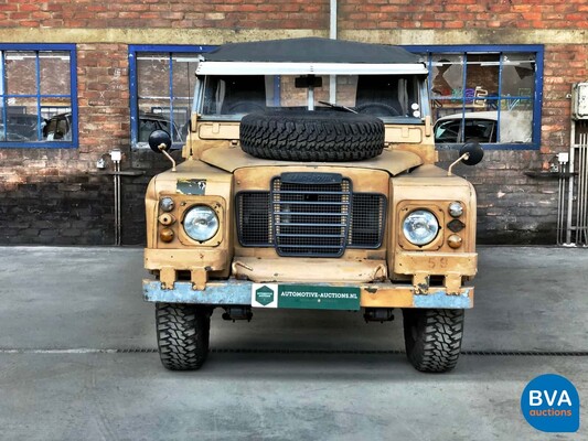 Land Rover 88 Serie III LHD Defender 1974.