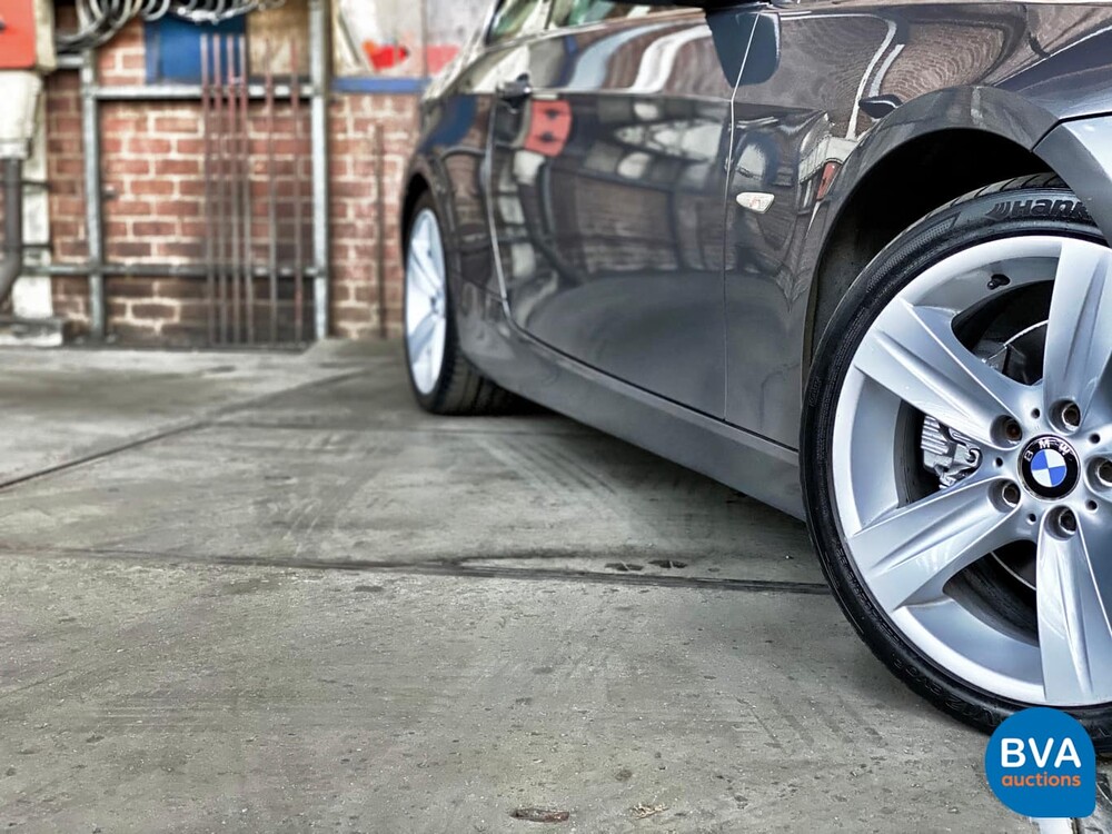 BMW 330i Coupé 272 PS 3er 2007, J-263-HX.