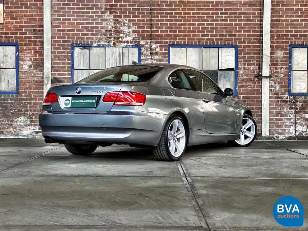 BMW 330i Coupé 272 PS 3er 2007, J-263-HX.
