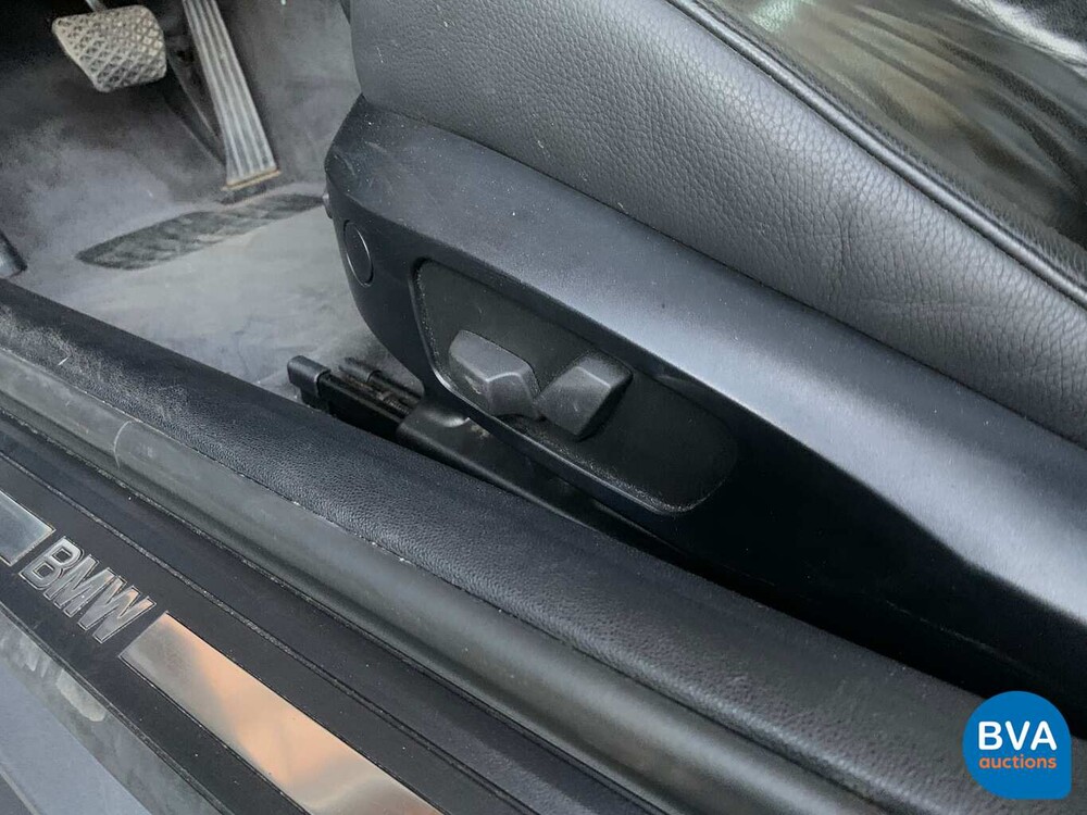 BMW 330i Coupé 272 PS 3er 2007, J-263-HX.