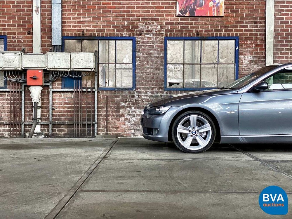 BMW 330i Coupé 272 PS 3er 2007, J-263-HX.