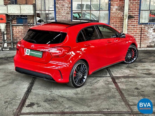 Mercedes-Benz A45 AMG 4Matic 360hp TRACK-PACK A-Class 2014 -Org. NL-, 6-XBZ-85.