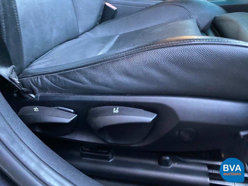 BMW 130i High Executive 1er 265 PS 2006, J-546-KL.