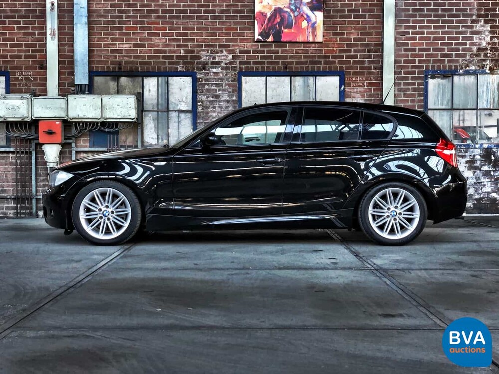 BMW 130i High Executive 1er 265 PS 2006, J-546-KL.