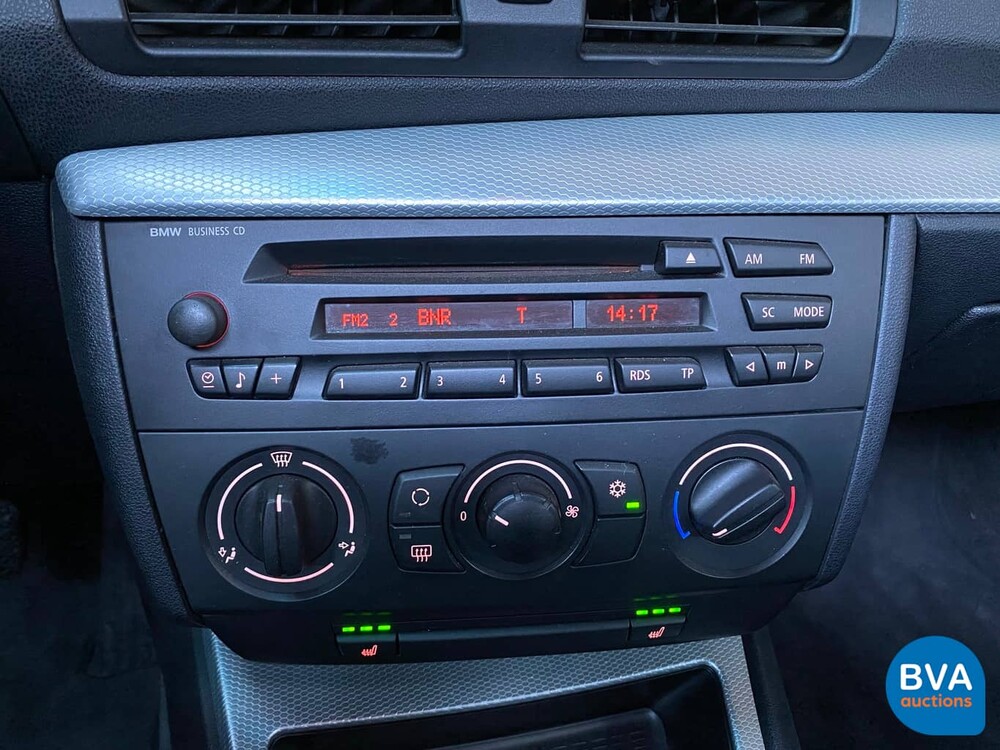 BMW 130i High Executive 1er 265 PS 2006, J-546-KL.