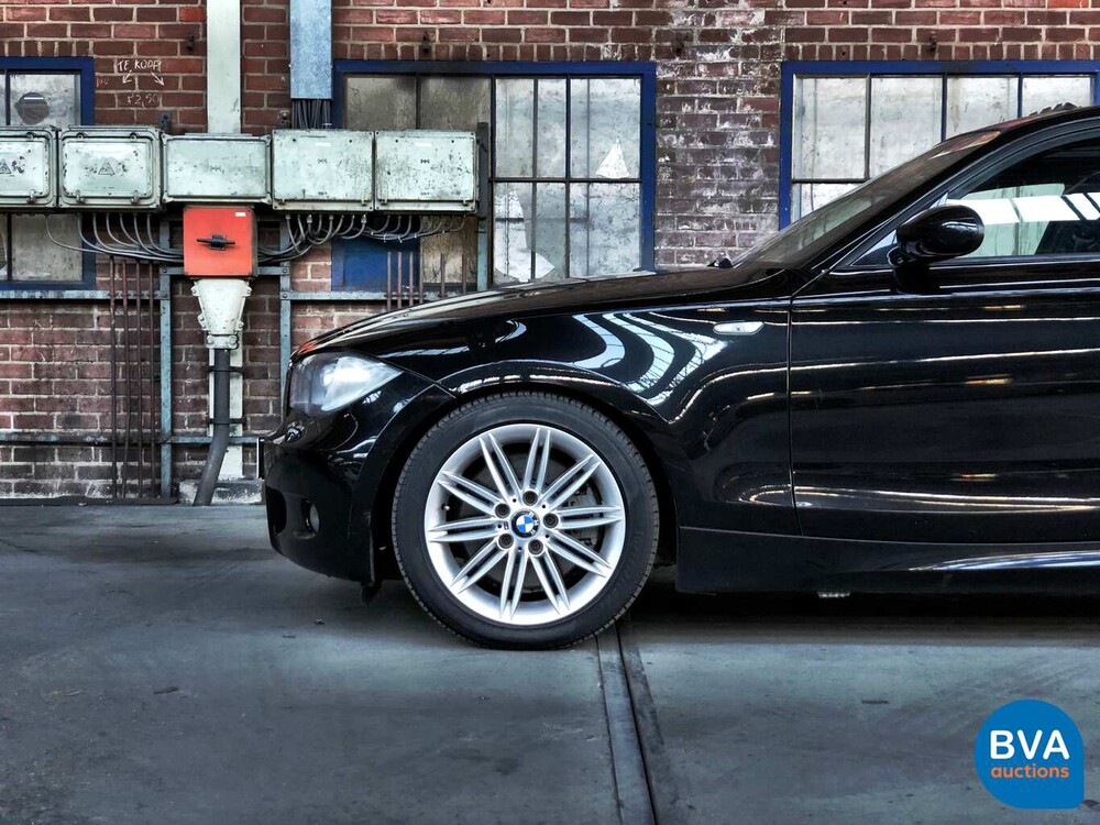 BMW 130i High Executive 1er 265 PS 2006, J-546-KL.