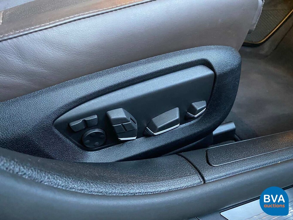 BMW 740d xDrive M-Sport 313 PS 7er, 9-ZKT-90.