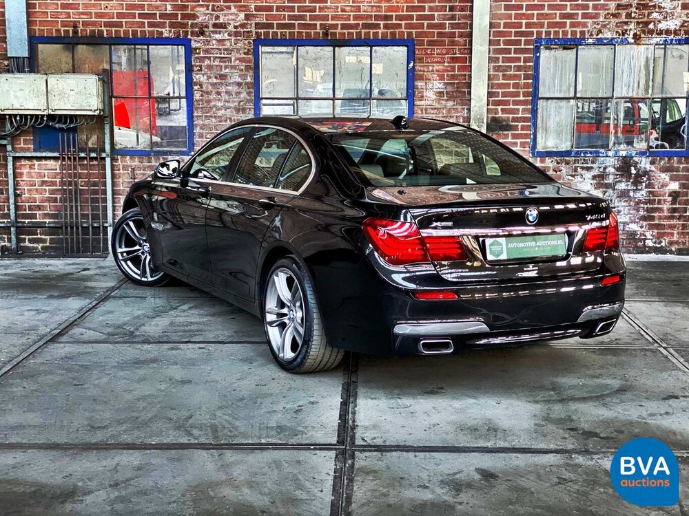 BMW 740d xDrive M-Sport 313 PS 7er, 9-ZKT-90.