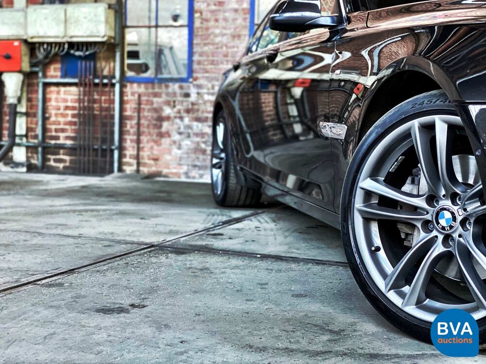 BMW 740d xDrive M-Sport 313 PS 7er, 9-ZKT-90.