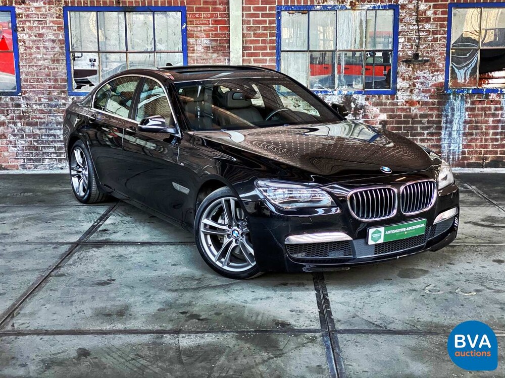 BMW 740d xDrive M-Sport 313 PS 7er, 9-ZKT-90.