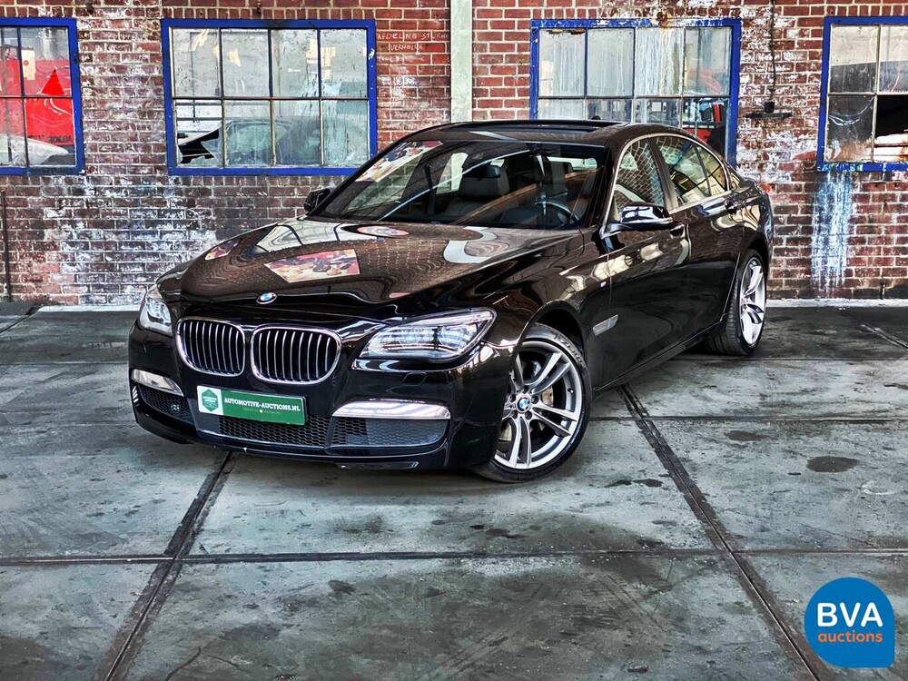BMW 740d xDrive M-Sport 313 PS 7er, 9-ZKT-90.
