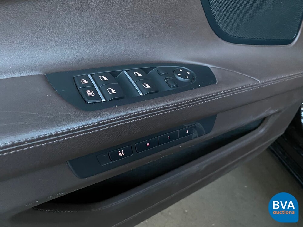 BMW 740d xDrive M-Sport 313 PS 7er, 9-ZKT-90.