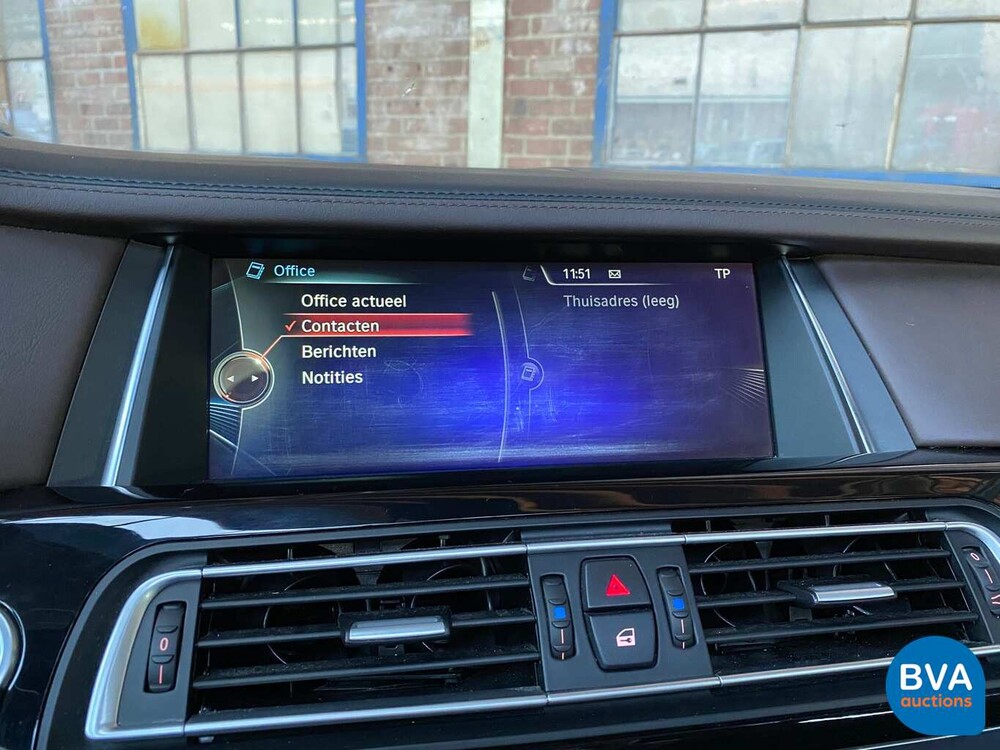 BMW 740d xDrive M-Sport 313 PS 7er, 9-ZKT-90.