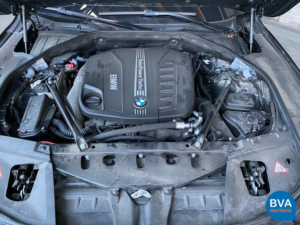 BMW 740d xDrive M-Sport 313 PS 7er, 9-ZKT-90.
