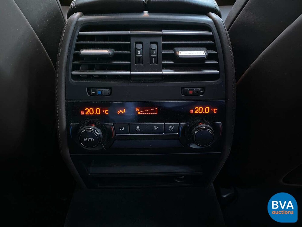 BMW 740d xDrive M-Sport 313 PS 7er, 9-ZKT-90.