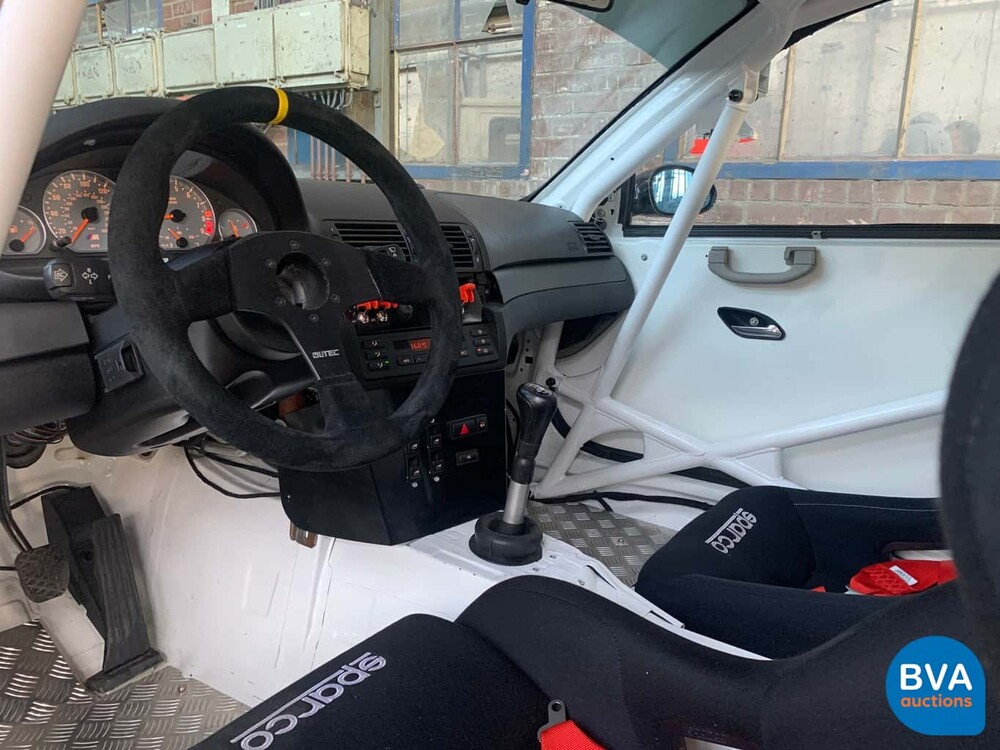 BMW M3 E46 Coupé Handbuch 343 PS Rennwagen.