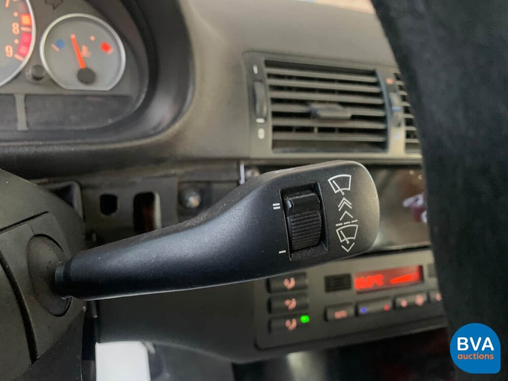 BMW M3 E46 Coupé Handbuch 343 PS Rennwagen.