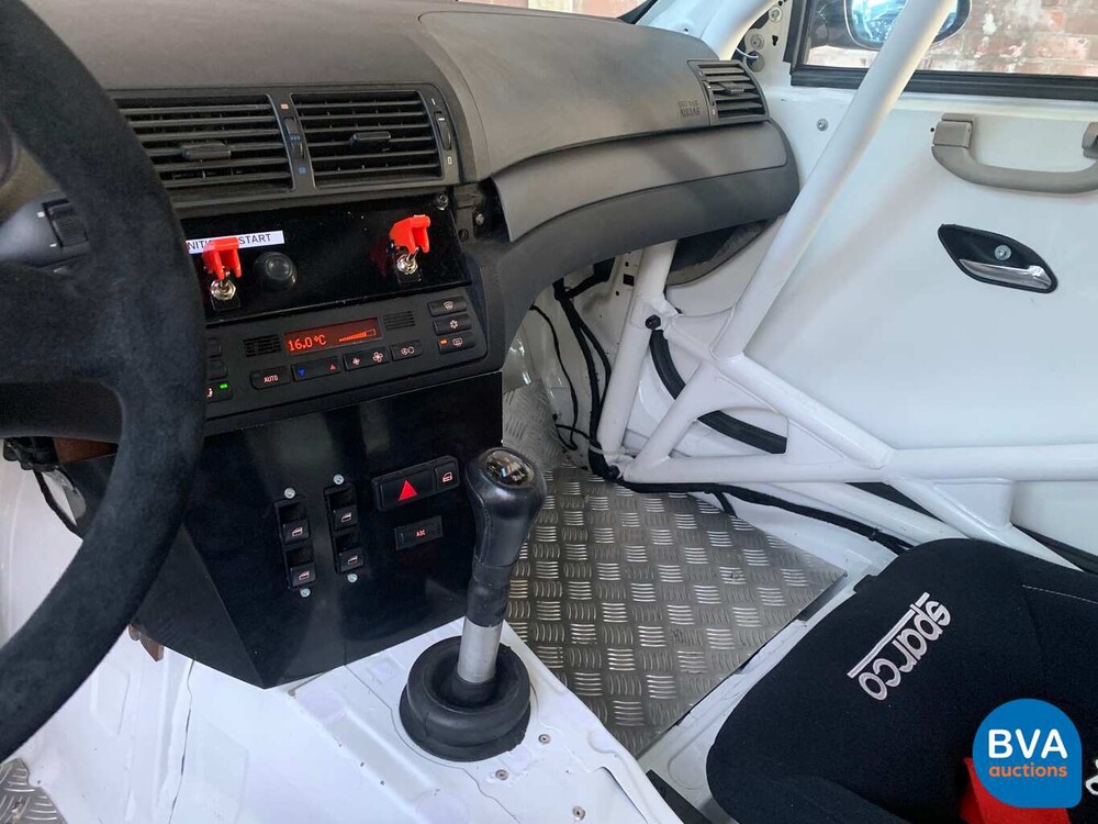 BMW M3 E46 Coupé Handbuch 343 PS Rennwagen.